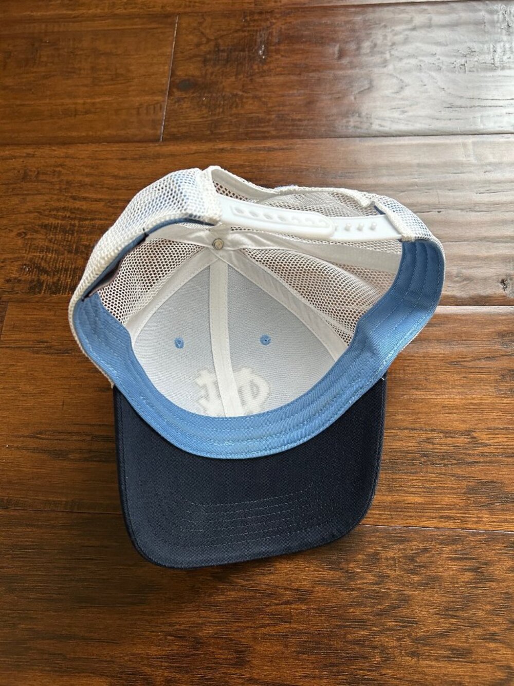 University of North Carolina Tar Heels Hat Blue/White Mesh Snapback UNC Logo Cap - Picture 5 of 5